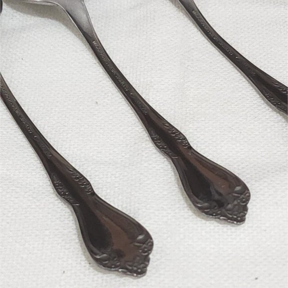 3 Oneida Mansfield Oval Soup Spoons 7" deluxe glossy Amadeus Rogers flatware - Picture 7 of 10